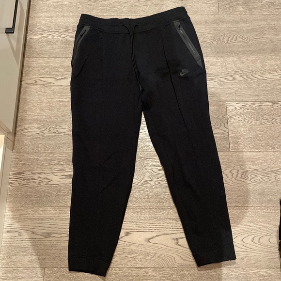 Nike Tech womens sweats! - Picture 1 of 1